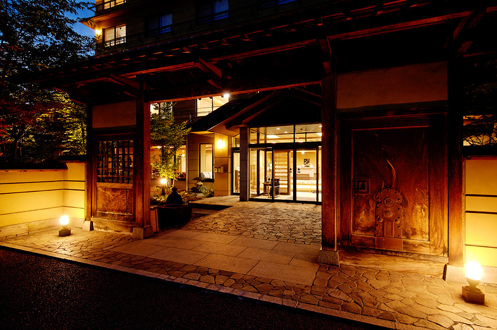 The Bathhouses of Shibu Onsen - Japan Airlines