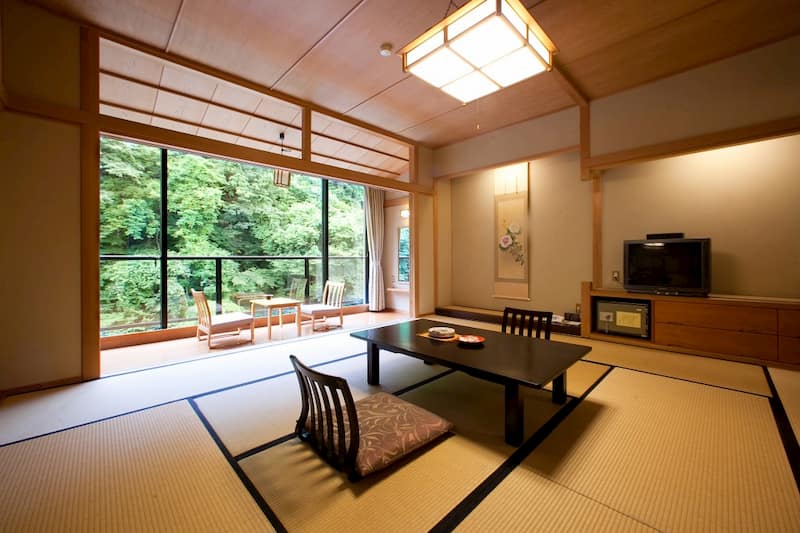 Sansuikaku: a hot spring ryokan in the heart of the mountain | SELECTED ...